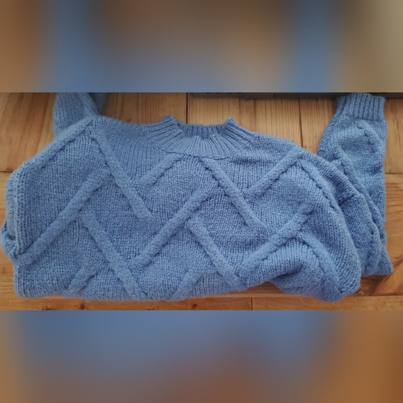 Vici Joan Cable Knit Sweater - Picture 16 of 16